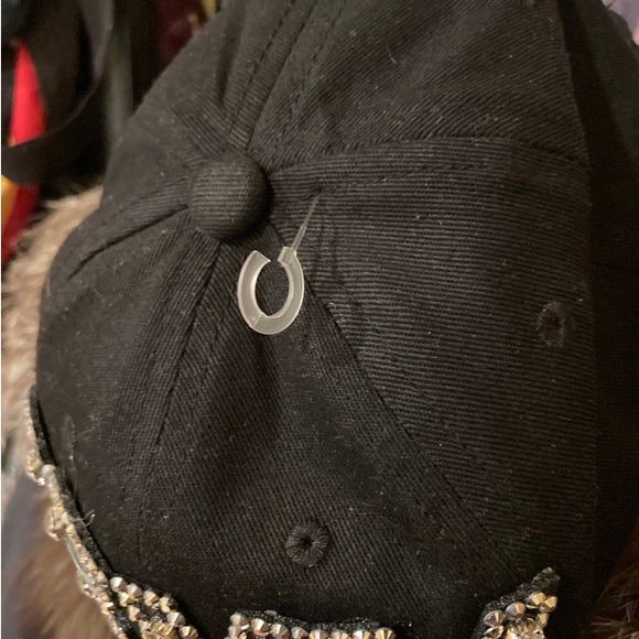 SEXY Rhinestone Cap NEW - Picture 4 of 5